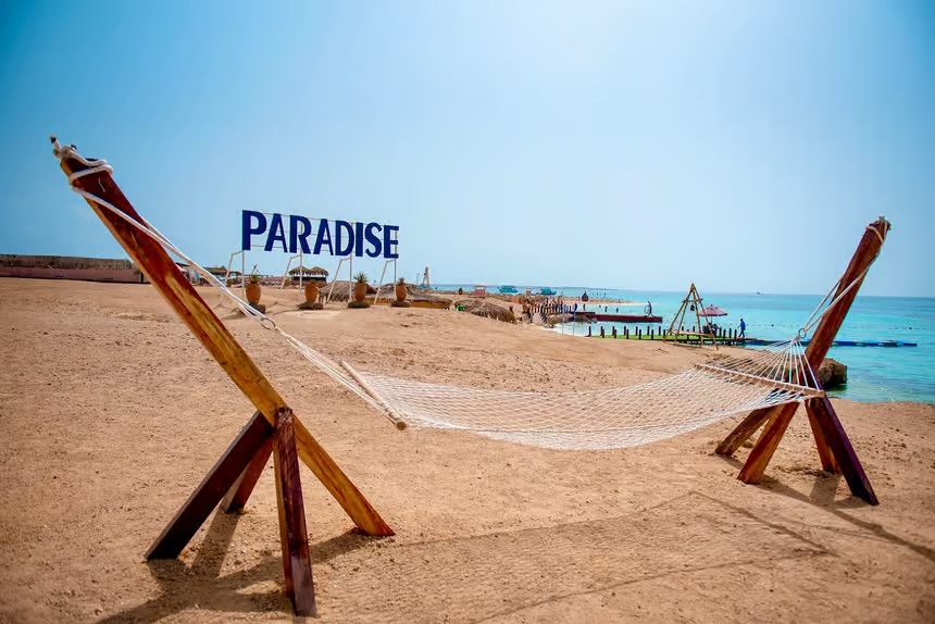 Hurghada Paradise Island Snorkeling Cruise & Lunch