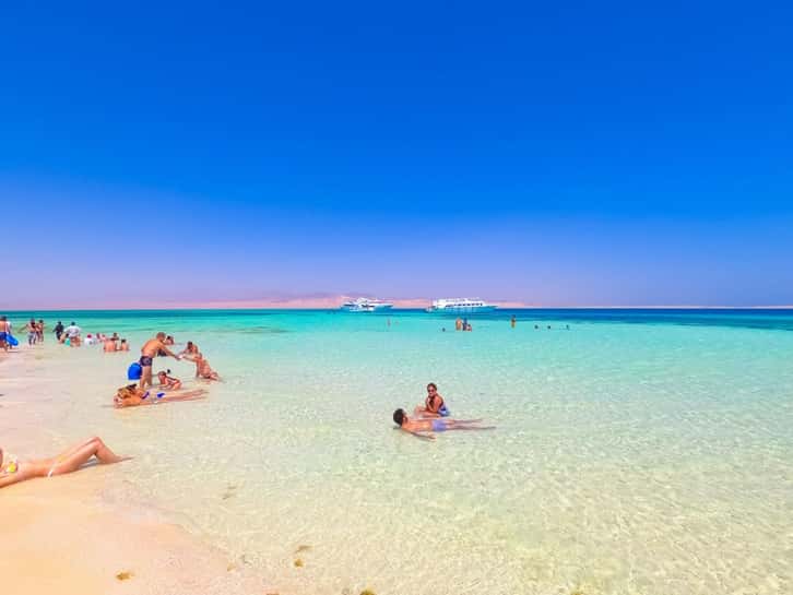 Ras Mohammed & White Island Boat Trip