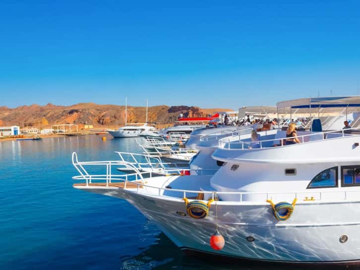 Ras Mohammed & White Island Boat Trip
