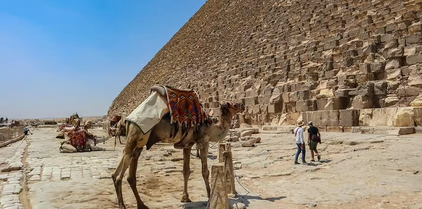 Cairo Pyramids Bus Tour from Sharm El Sheikh