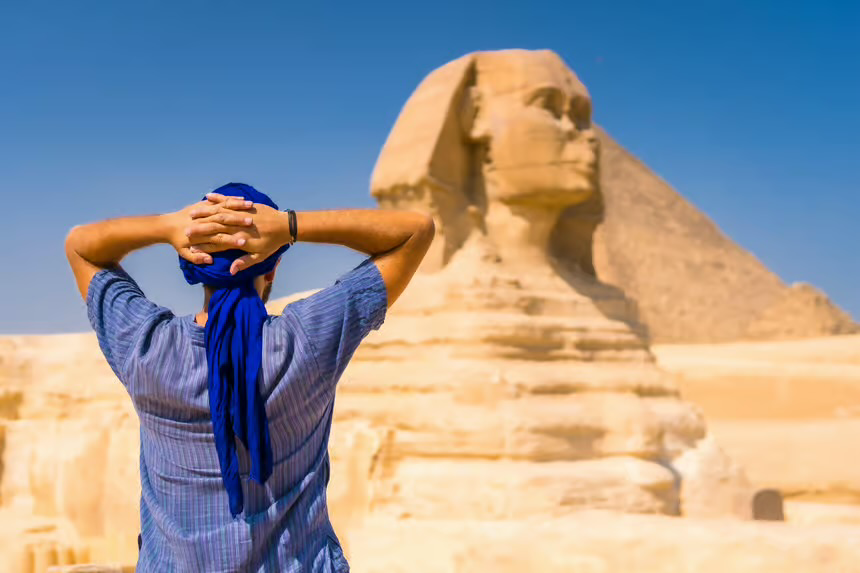 Cairo Pyramids Bus Tour from Sharm El Sheikh