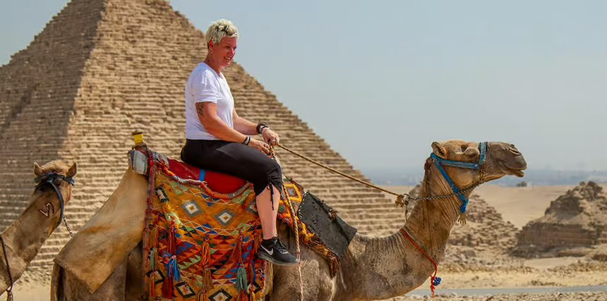 Cairo Pyramids Bus Tour from Sharm El Sheikh